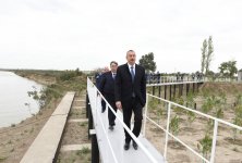 Prezident İlham Əliyev Neftçala rayonunun əkin sahələrinə suvarma suyunun verilməsi mərasimində iştirak edib (FOTO)