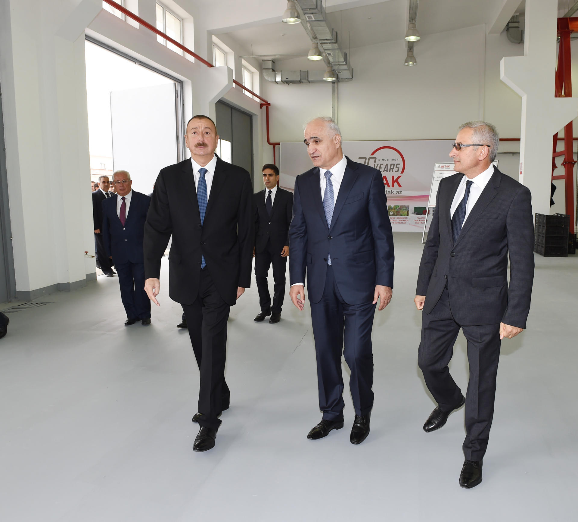 Prezident İlham Əliyev Neftçala Sənaye Məhəlləsinin açılışında iştirak edib (YENİLƏNİB) (FOTO)
