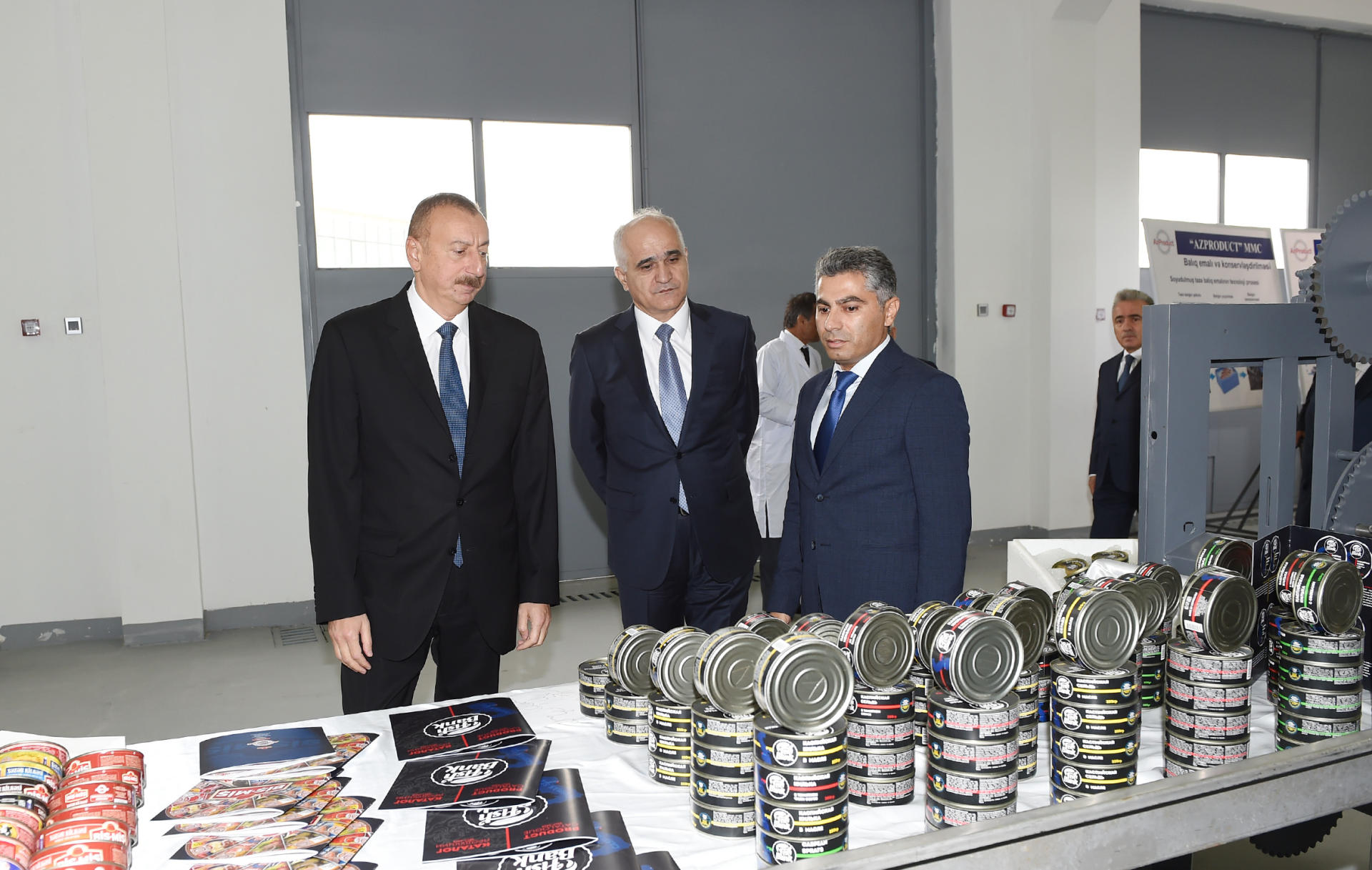 Prezident İlham Əliyev Neftçala Sənaye Məhəlləsinin açılışında iştirak edib (YENİLƏNİB) (FOTO)