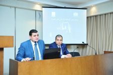 Bilik Fondu tələbələri misirli professorla görüşdürüb (FOTO)