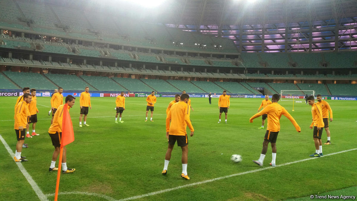 "Roma" Bakı Olimpiya Stadionunda məşq edir (FOTO)