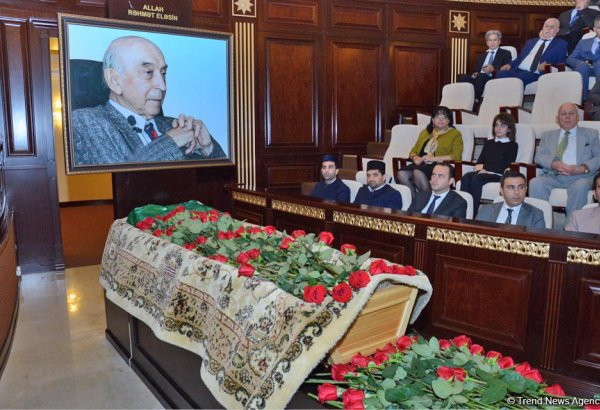 Lütfi Zadə ilə vida mərasimi keçirilib (FOTO)