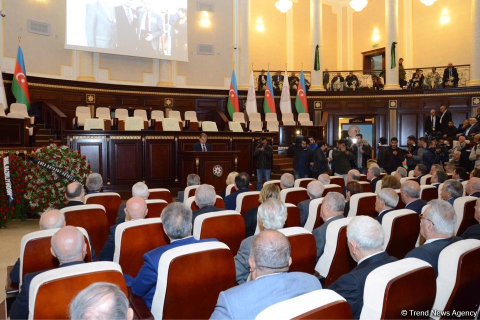 Lütfi Zadə ilə vida mərasimi keçirilib (FOTO)