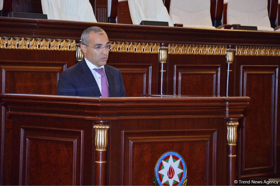 Lütfi Zadə ilə vida mərasimi keçirilib (FOTO)