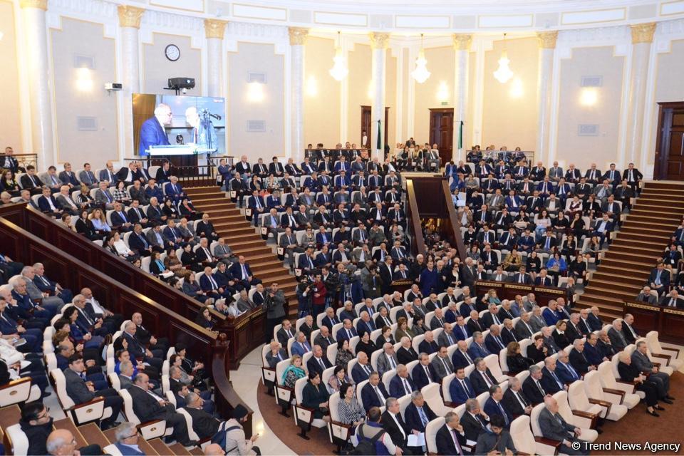 Lütfi Zadə ilə vida mərasimi keçirilib (FOTO)
