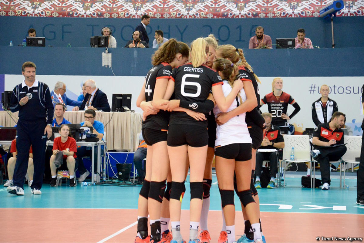 AÇ-2017: Voleybol millimiz yarımfinala yüksəldi - FOTOSESSİYA