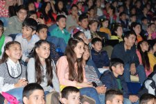 Heydər Əliyev Fondunun dəstəyi ilə uşaq evlərinin sakinləri "Forsaj şou" sirk proqramını izləyiblər (FOTO)