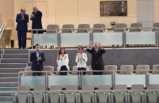 Prezident İlham Əliyev və xanımı komandamızın oyununa baxıblar (FOTO)