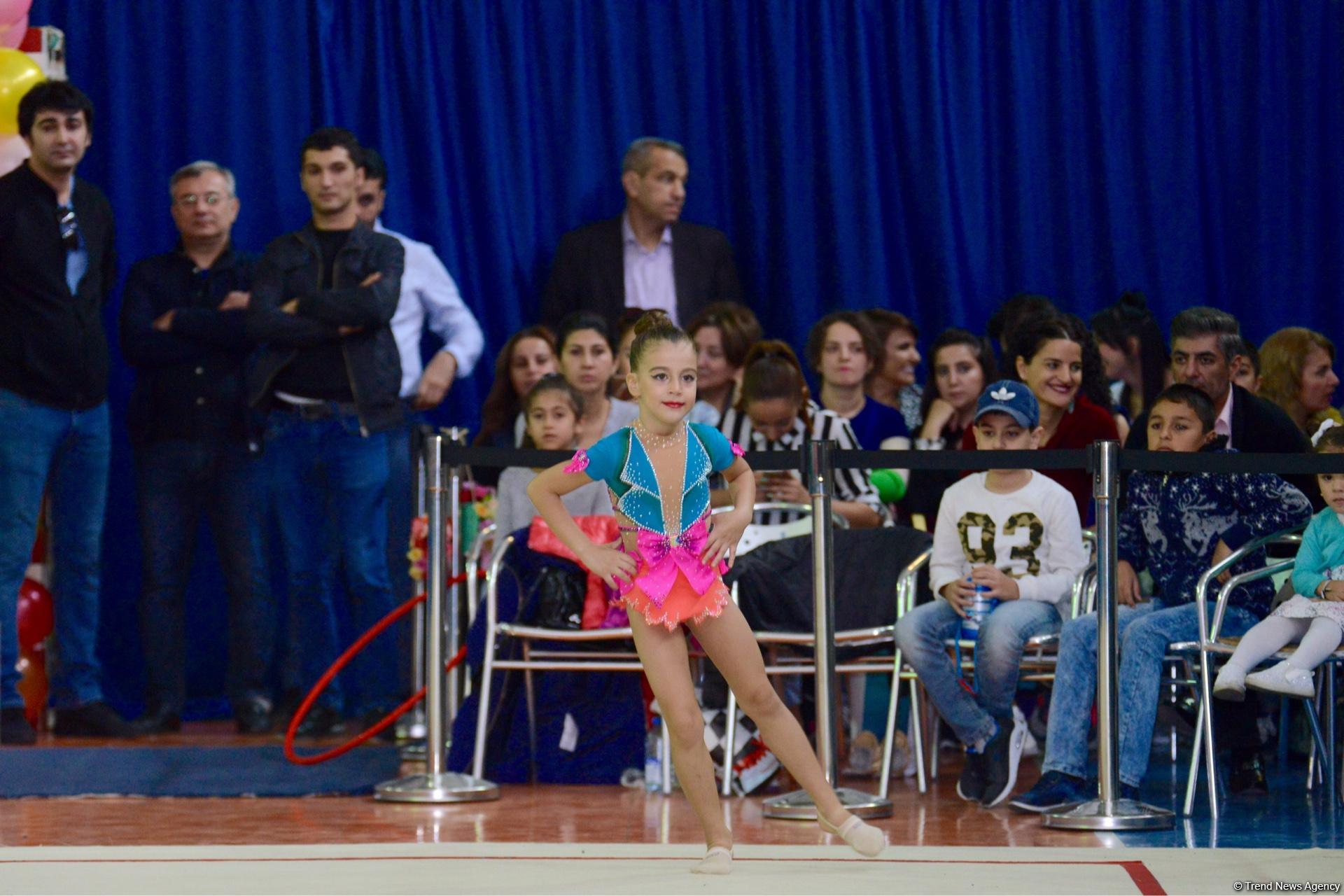 Bədii gimnastika üzrə Payız Ulduzları açıq birinciliyi keçirilib (FOTO)