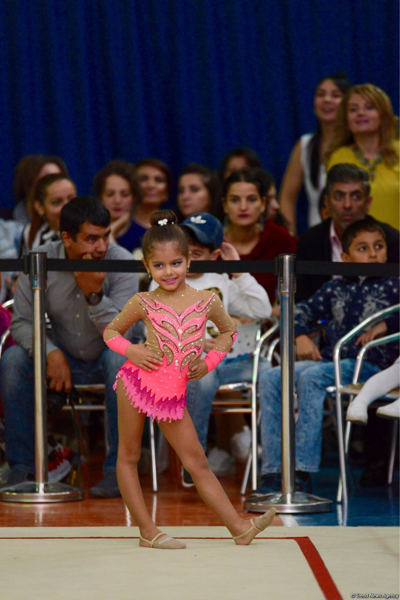 Bədii gimnastika üzrə Payız Ulduzları açıq birinciliyi keçirilib (FOTO)