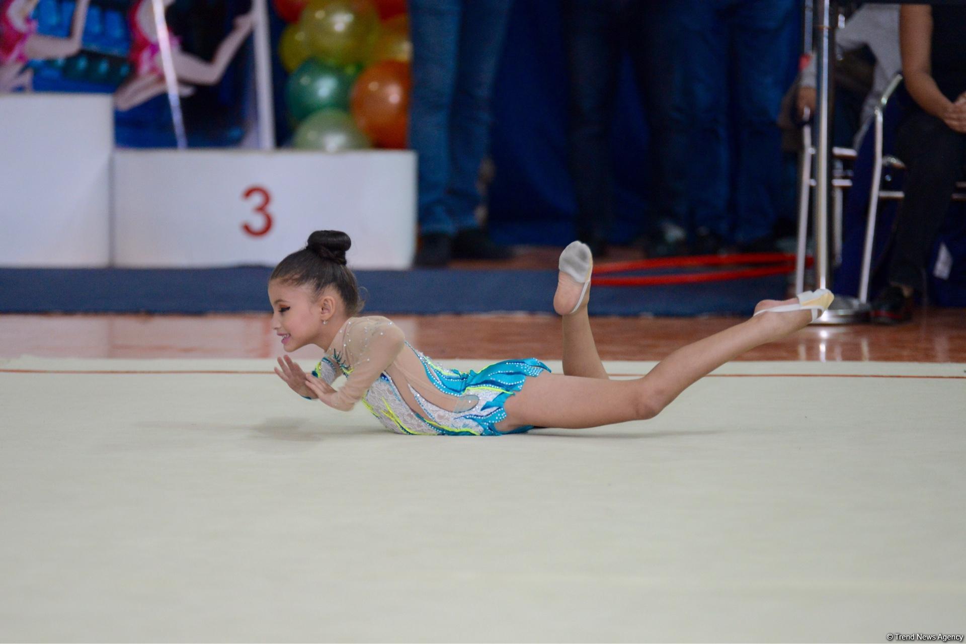 Bədii gimnastika üzrə Payız Ulduzları açıq birinciliyi keçirilib (FOTO)