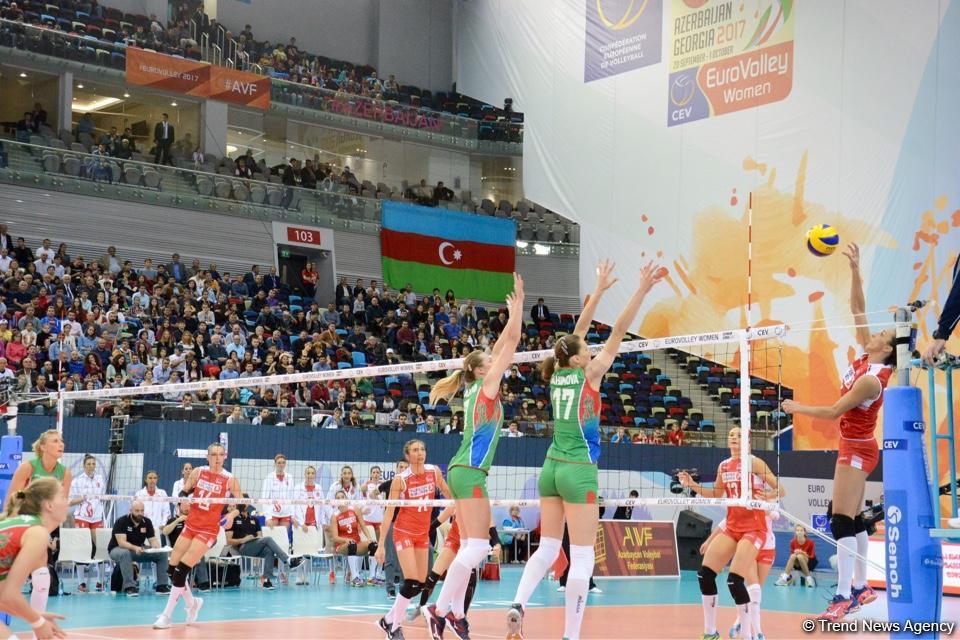 Voleybol millimiz Avropa Çemionatında növbəti oyununu keçirib (FOTOREPORTAJ)