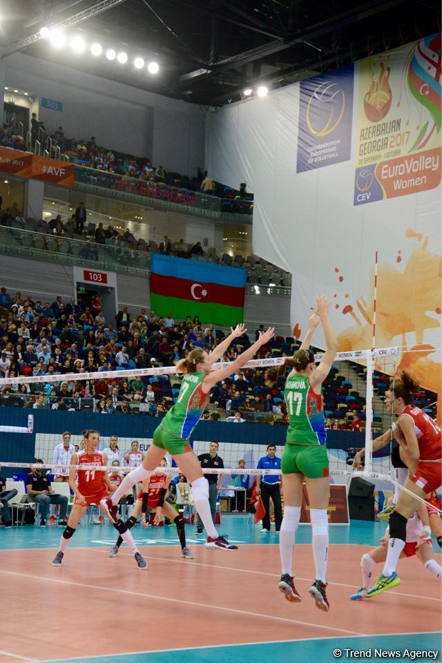 Voleybol millimiz Avropa Çemionatında növbəti oyununu keçirib (FOTOREPORTAJ)