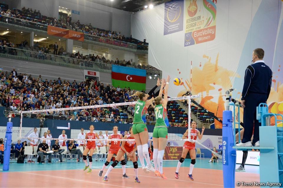 Voleybol millimiz Avropa Çemionatında növbəti oyununu keçirib (FOTOREPORTAJ)