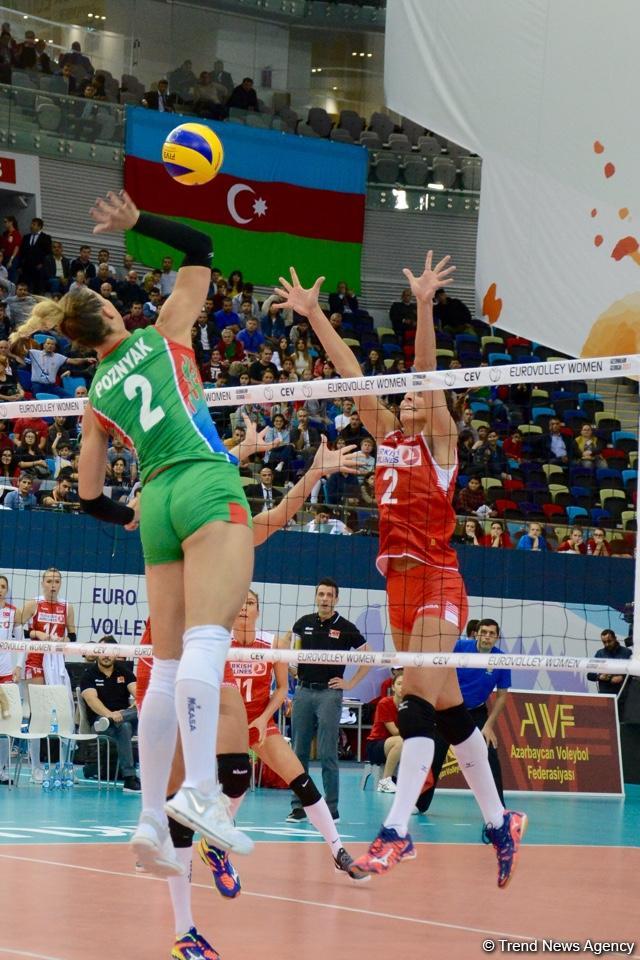 Voleybol millimiz Avropa Çemionatında növbəti oyununu keçirib (FOTOREPORTAJ)