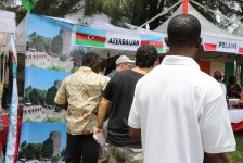 Azərbaycan Milli Geyim Mərkəzinin libasları Nigeriyada təqdim olunub (FOTO)
