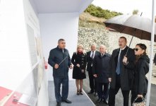 Prezident İlham Əliyev və xanımı Şamaxının Dəmirçi kəndində görülən işlərlə tanış olub (FOTO)