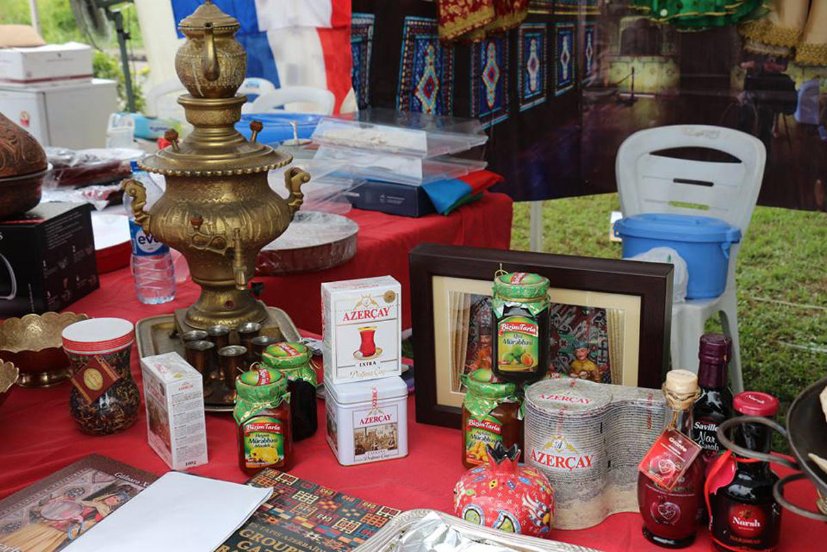 Azərbaycan Milli Geyim Mərkəzinin libasları Nigeriyada təqdim olunub (FOTO)