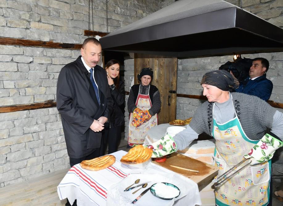 Prezident İlham Əliyev və xanımı Şamaxının Dəmirçi kəndində görülən işlərlə tanış olub (FOTO)