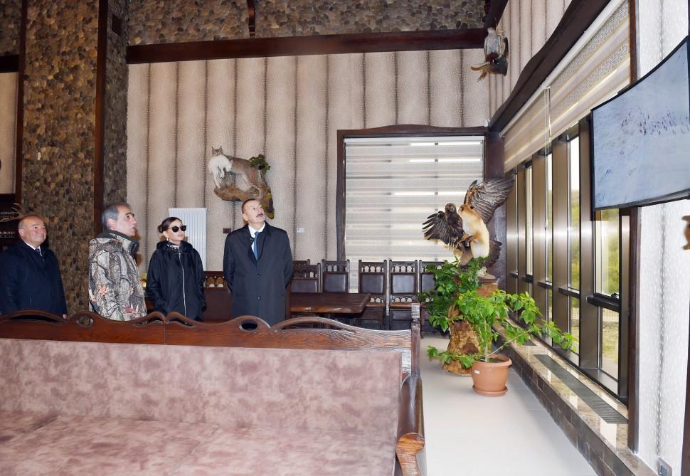 Prezident İlham Əliyev və birinci xanım yeni yaradılan Şamaxı Safari Parkı ilə tanış olublar (FOTO)