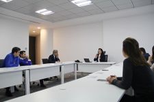 Bilik Fondundan yeni layihə – "Ekran və efirdə ədəbi dil normaları" (FOTO)