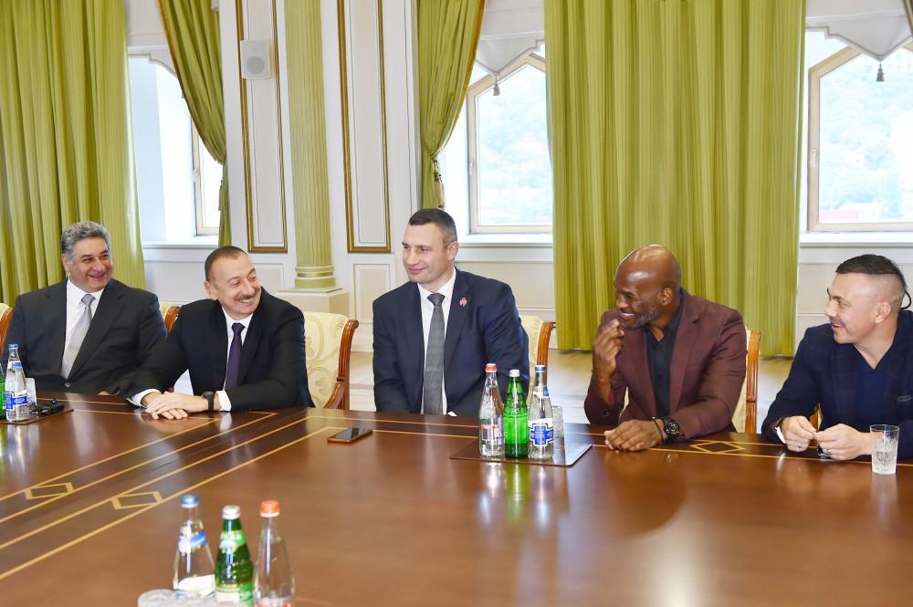 Prezident İlham Əliyev Ümumdünya Boks Şurasının 55-ci Konvensiyasının iştirakçılarını qəbul edib (FOTO) (YENİLƏNİB-2)