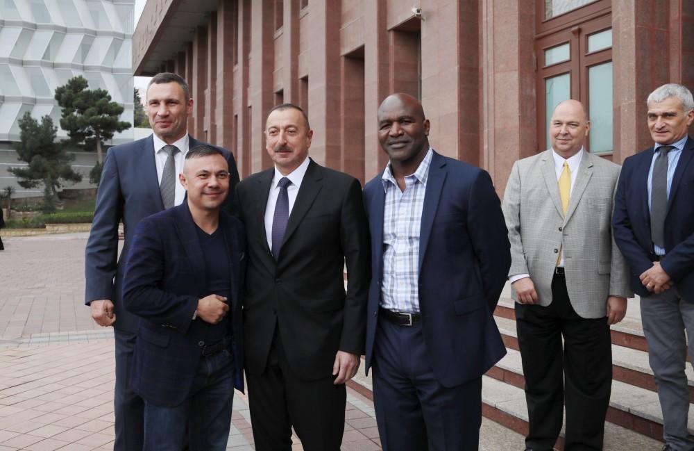 Prezident İlham Əliyev Ümumdünya Boks Şurasının 55-ci Konvensiyasının iştirakçılarını qəbul edib (FOTO) (YENİLƏNİB-2)