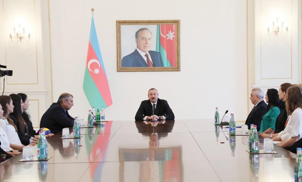 Prezident İlham Əliyev: Azərbaycan dünya Olimpiya ailəsində artıq öz layiqli yerini tutub (FOTO) (YENİLƏNİB)