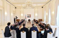 Prezident İlham Əliyev: Azərbaycanda demokratiya və bütün azadlıqlar təmin olunub (FOTO) (YENİLƏNİB-2)
