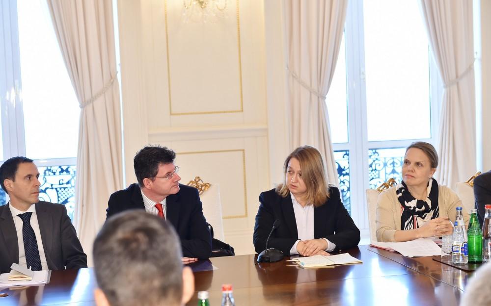 Prezident İlham Əliyev: Azərbaycanda demokratiya və bütün azadlıqlar təmin olunub (FOTO) (YENİLƏNİB-2)