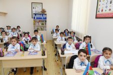 Azərbaycanın Birinci vitse-prezidenti Ramanada Qubadlı rayon Xanlıq kənd orta məktəbinin yeni binasında yaradılan şəraitlə tanış olub  (FOTO)
