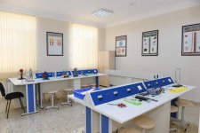 Azərbaycanın Birinci vitse-prezidenti Ramanada Qubadlı rayon Xanlıq kənd orta məktəbinin yeni binasında yaradılan şəraitlə tanış olub  (FOTO)