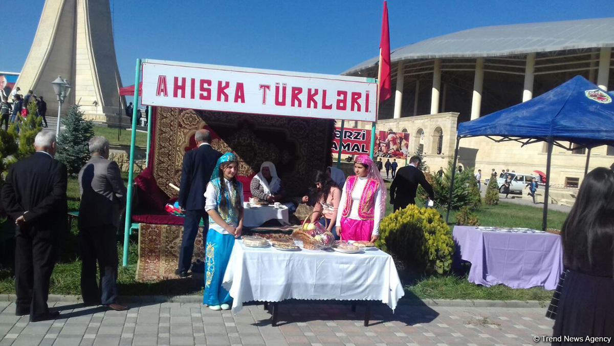 Qubada “Alma bayramı” və “Xalça festivalı” (FOTO)