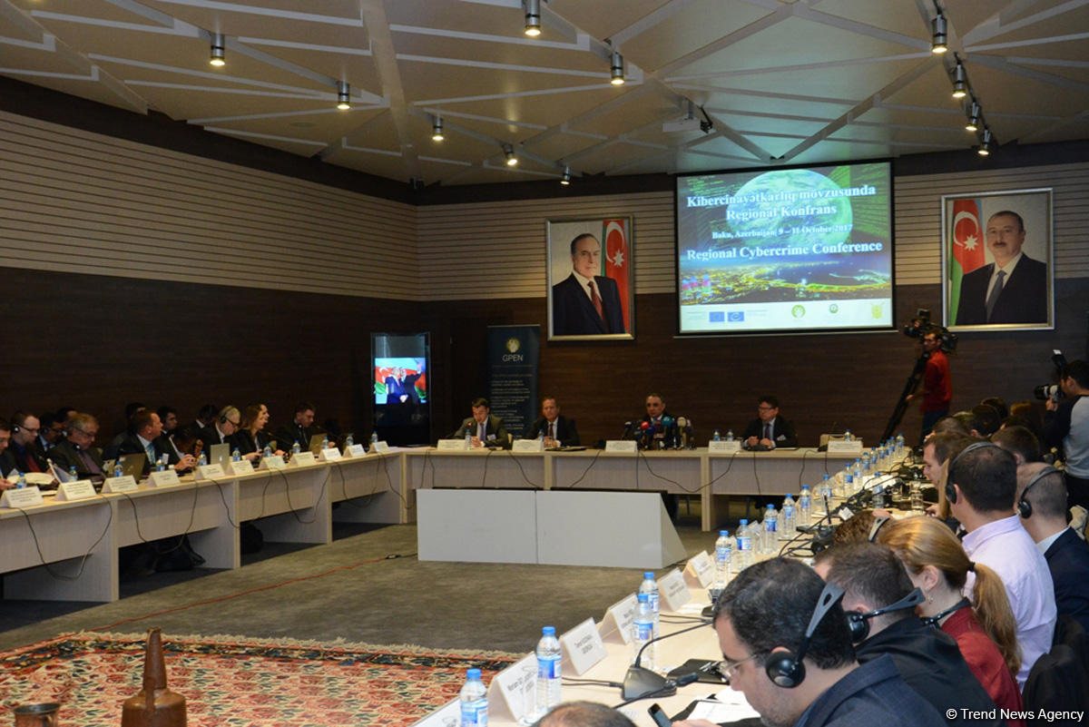 Bakıda kibercinayətkarlıq mövzusunda regional konfrans keçirilir (FOTO)