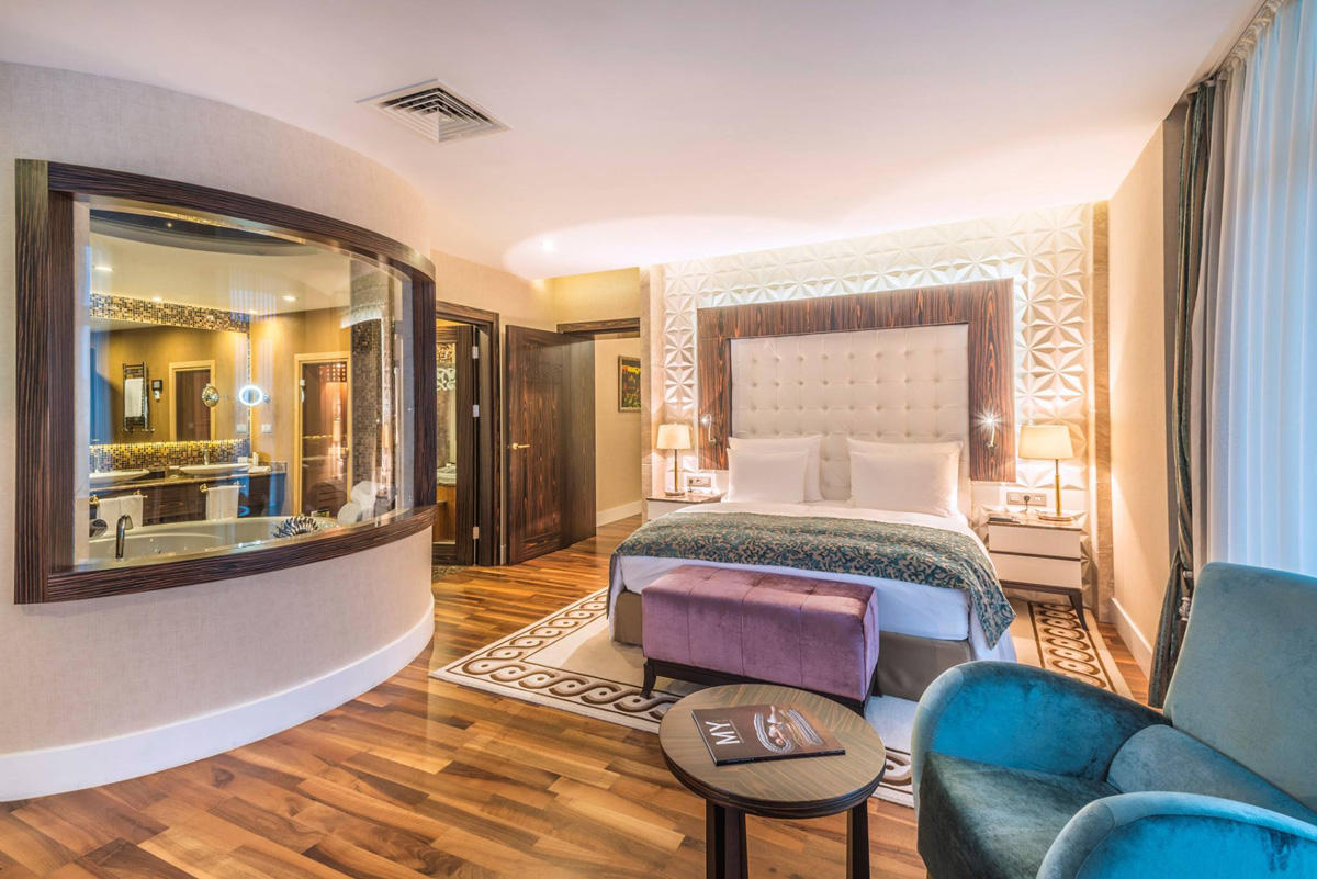 Pullman Bakı - AZFAR Business League çempionatının rəsmi tərəfdaşıdır (FOTO)