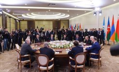 Prezident İlham Əliyev Soçidə MDB Dövlət Başçıları Şurasının məhdud tərkibdə iclasında iştirak edib (YENİLƏNİB-2) (FOTO)