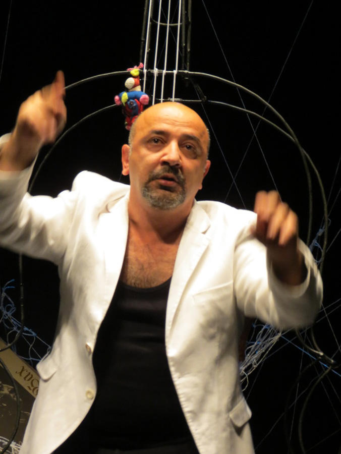 Gənc Tamaşaçılar Teatrı beynəlxalq festivalda iştirak edib (FOTO)
