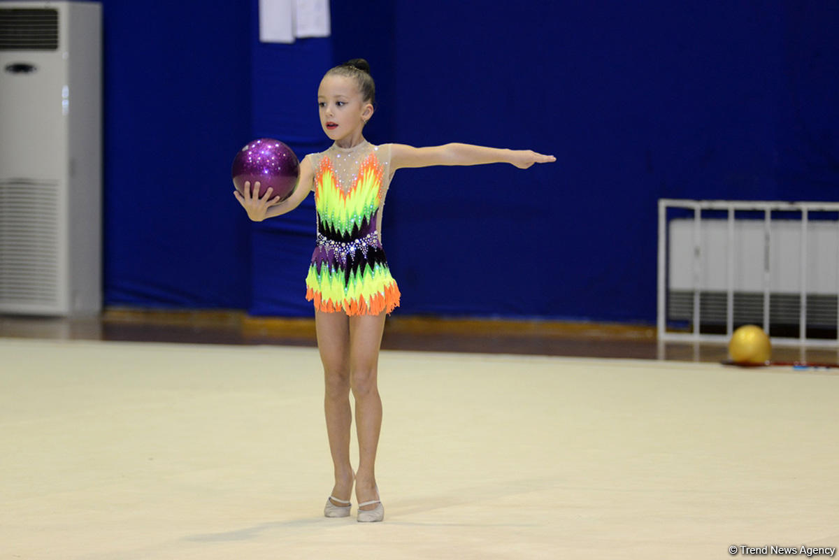 Bakıda bədii gimnastika üzrə START İK-nın "Payız ulduzları" kuboku və açıq birinciliyi başlayıb (FOTO)
