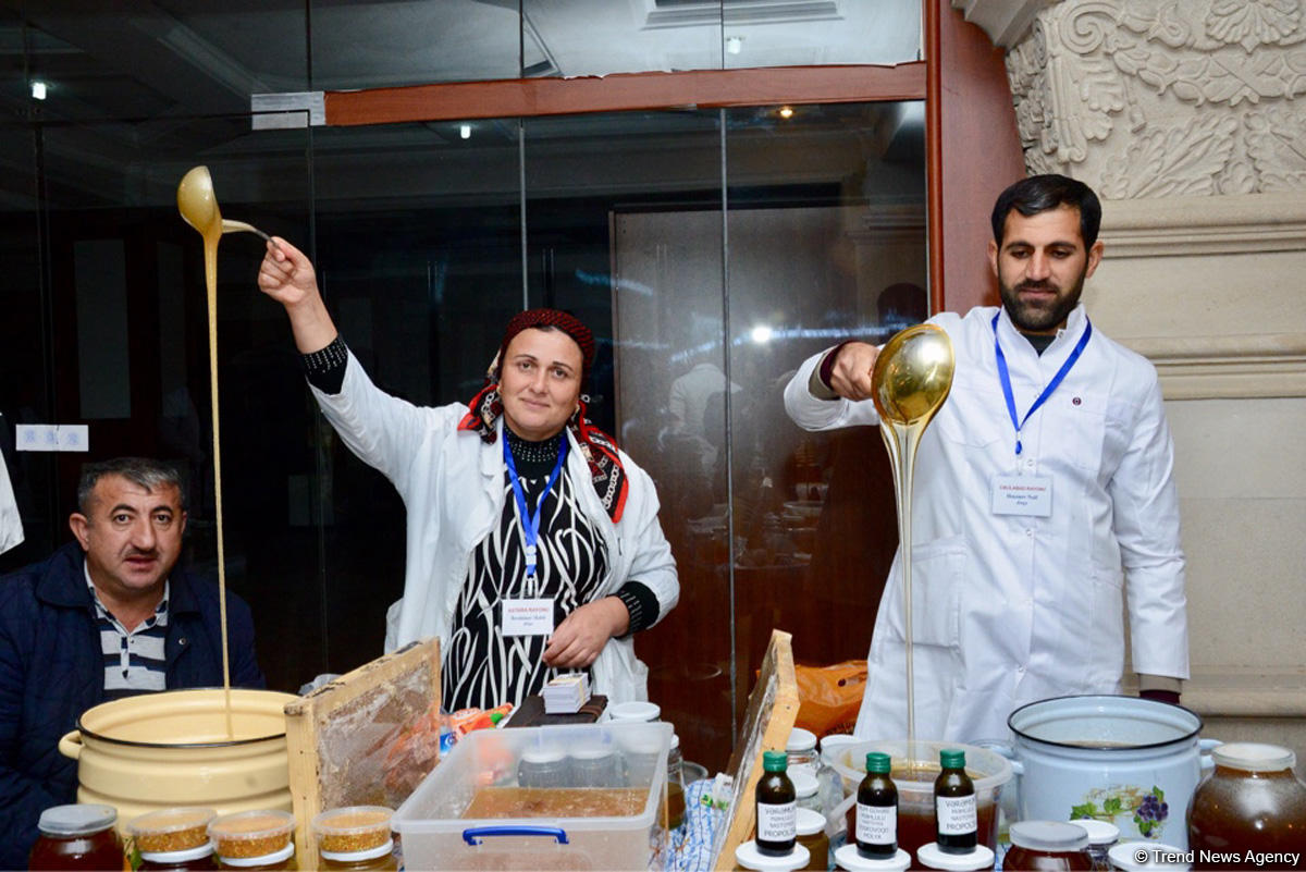 Bakıda bal yarmarkası - FOTOREPORTAJ