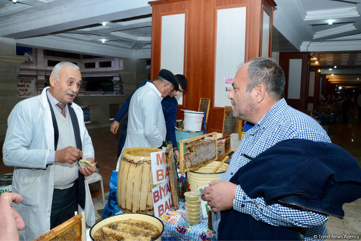 Bakıda bal yarmarkası - FOTOREPORTAJ