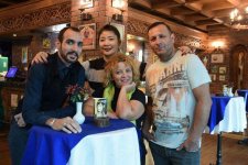 Bakıda "Bollywood Night" gecəsinə həsr olunmuş flaşmob keçirilib (FOTO/VİDEO)