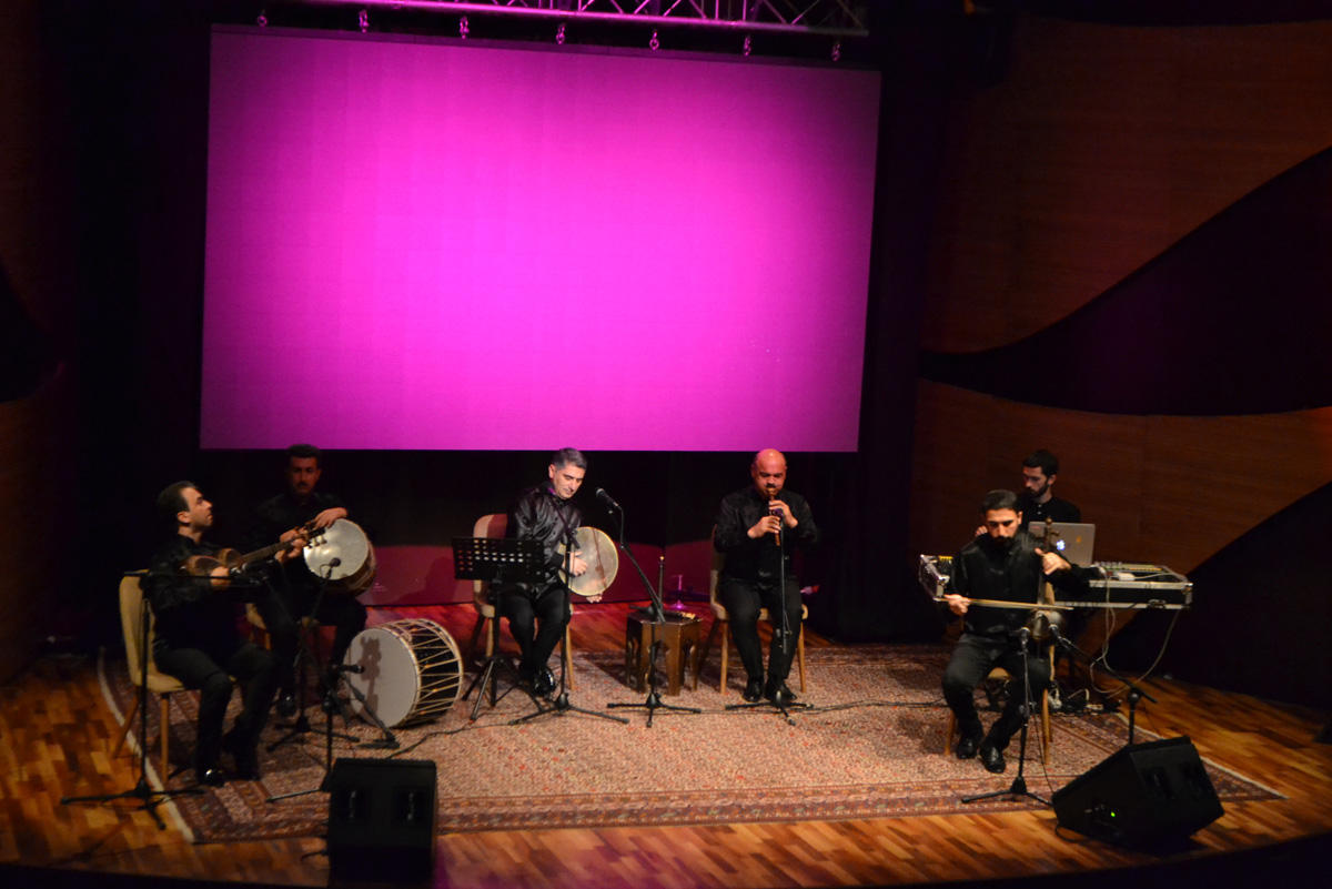 Beynəlxalq Muğam Mərkəzində “Bahariyyə. Muğam müasirliklə dialoqda” adlı konsert keçirilib (FOTO)
