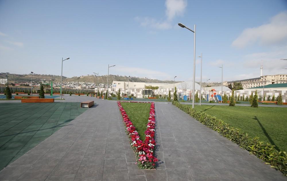Prezident İlham Əliyev Bakıda yeni istifadəyə verilən idman və istirahət parkında yaradılan şəraitlə tanış olub  (YENİLƏNİB) (FOTO)