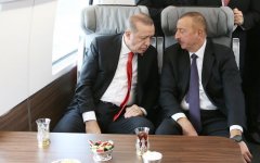 Prezident İlham Əliyev və birinci xanım Bakı-Tbilisi-Qars dəmir yolunun açılış mərasimində iştirak ediblər (FOTO) (YENİLƏNİB-3)