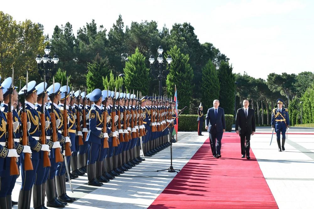 Türkiyə Prezidenti Rəcəb Tayyib Ərdoğanın rəsmi qarşılanma mərasimi olub (FOTO)