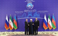 Tehranda Azərbaycan, İran və Rusiya dövlət başçılarının üçtərəfli Zirvə görüşü keçirilib (YENİLƏNİB-3) (FOTO)