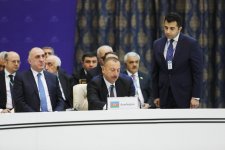Tehranda Azərbaycan, İran və Rusiya dövlət başçılarının üçtərəfli Zirvə görüşü keçirilib (YENİLƏNİB-3) (FOTO)
