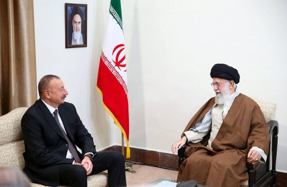 Prezident İlham Əliyev İranın Ali Rəhbəri Seyid Əli Xamenei ilə görüşüb (YENİLƏNİB)