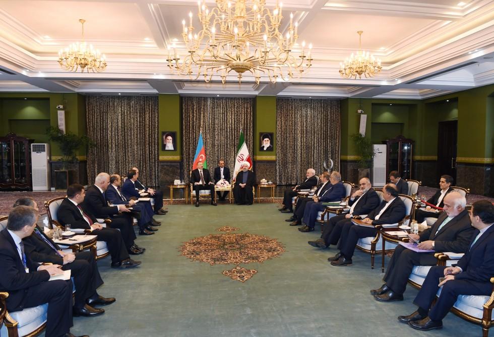 Azərbaycan və İran prezidentləri Dağlıq Qarabağ münaqişəsini müzakirə ediblər (FOTO) (YENİLƏNİB)