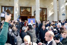 Rafiq Hüseynovla vida mərasimi keçirilir (FOTO)